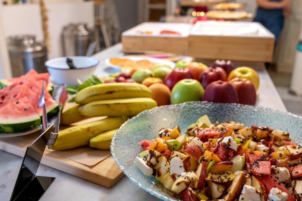 Odyssey Suites Poros Town Zewnętrze zdjęcie
