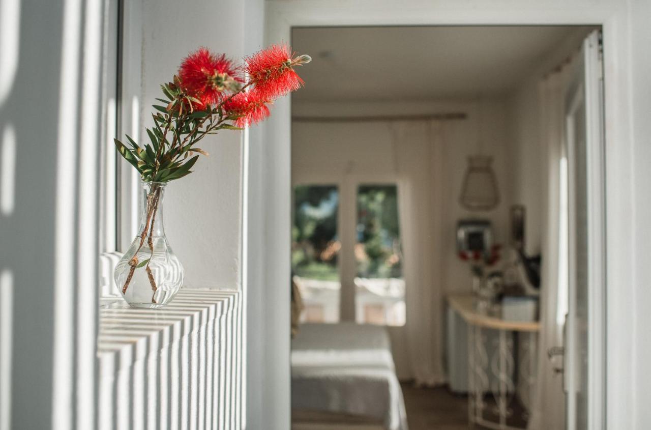 Odyssey Suites Poros Town Zewnętrze zdjęcie