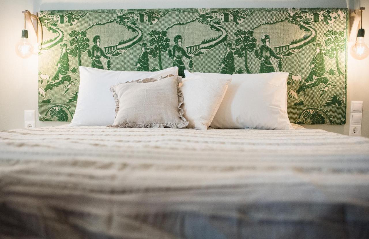 Odyssey Suites Poros Town Zewnętrze zdjęcie