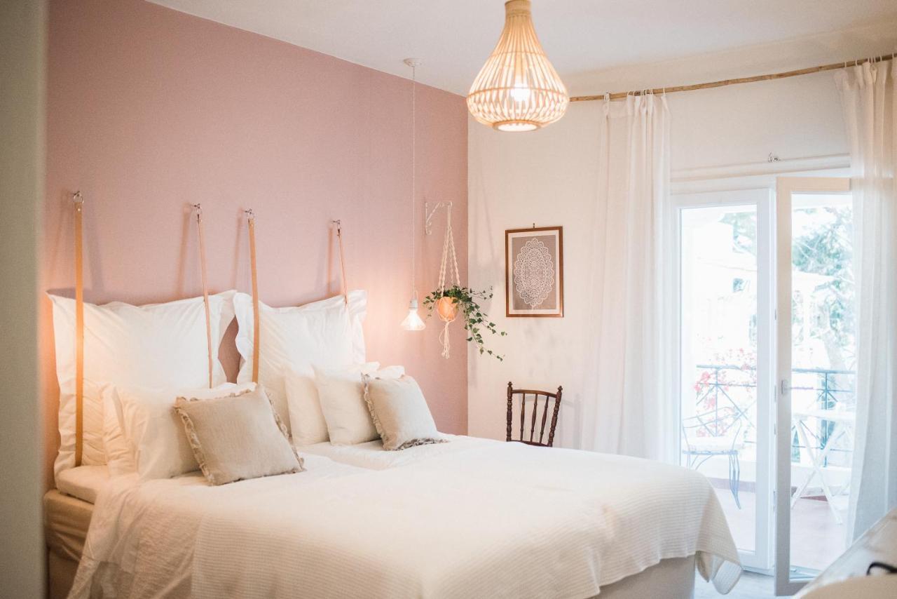 Odyssey Suites Poros Town Zewnętrze zdjęcie